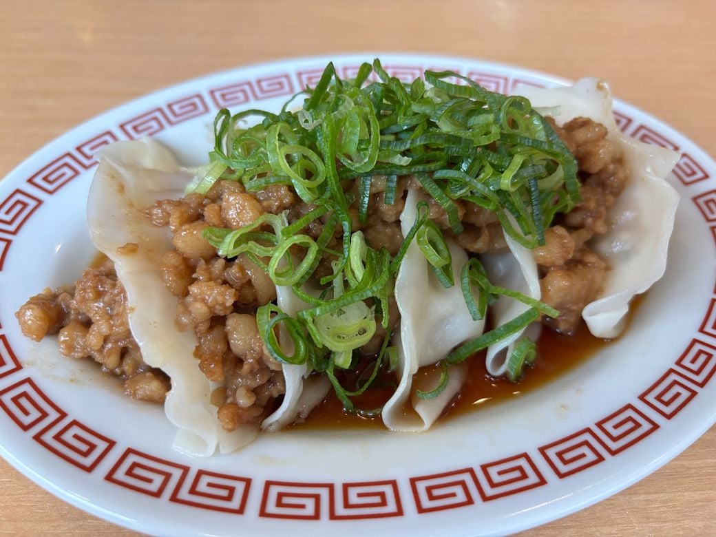 東京背脂黒醤油ラーメン 伍福軒 背脂水餃子