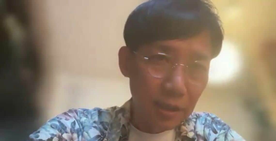 インタビューに応じる河野さん