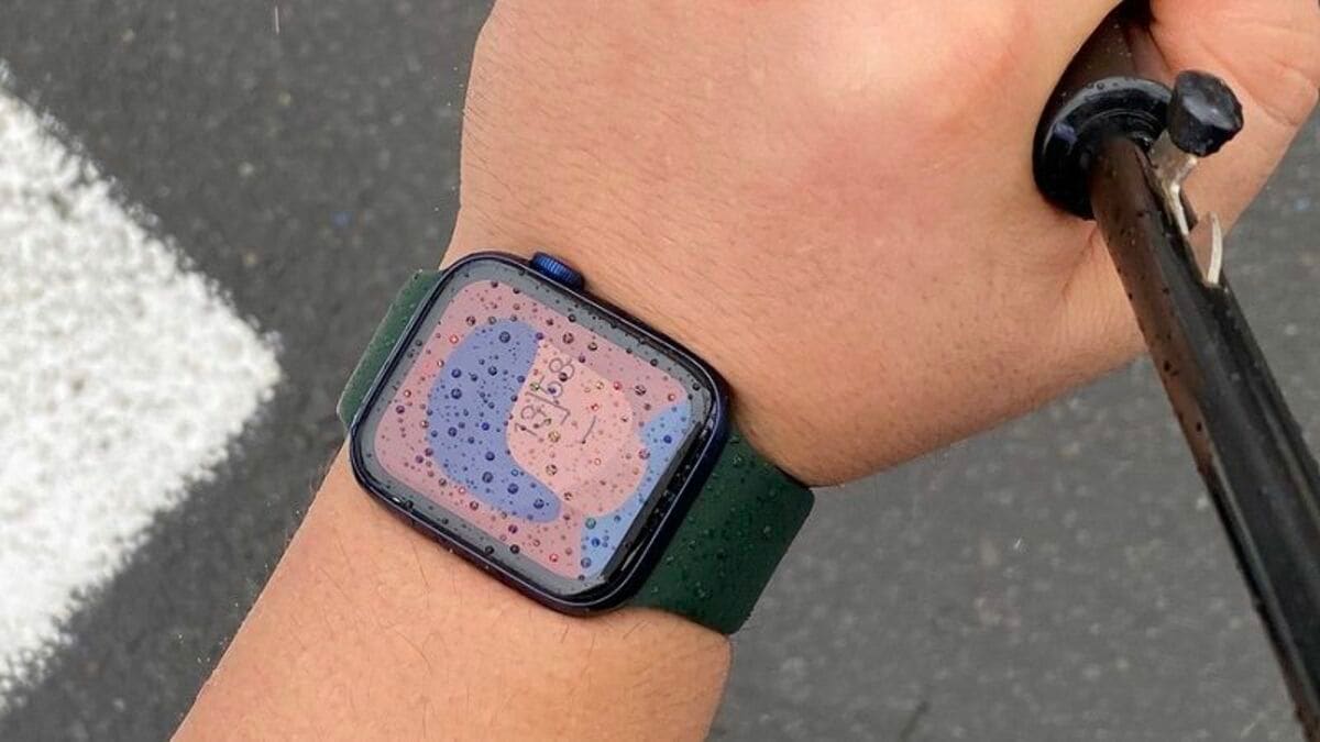 ストアイチオシ 【裏面割れあり】Apple Watch series 5 44mm Nike 