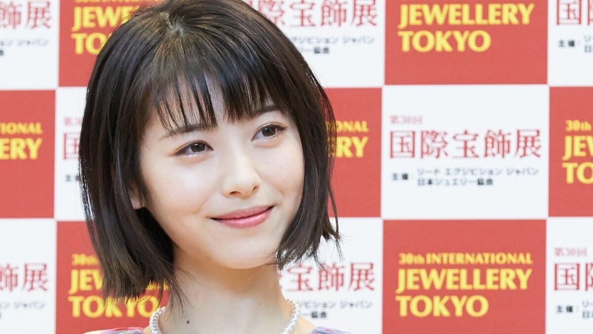 浜辺美波・21歳とは思えぬ脅威のマネジメント力 ｢かわいい､清楚､可憐｣のイメージを覆す | テレビ | 東洋経済オンライン