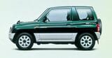 1994年12月13日に「新発想ミニRV」として発売されたパジェロミニ（写真：三菱自動車）