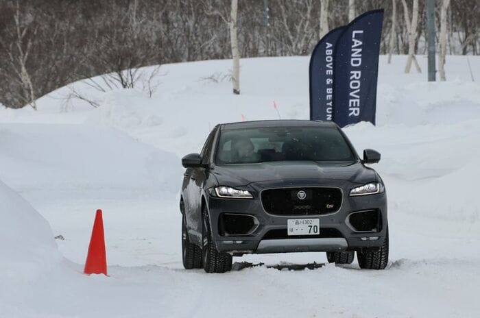 ジャガー Fペイス｜Jaguar F-PACE