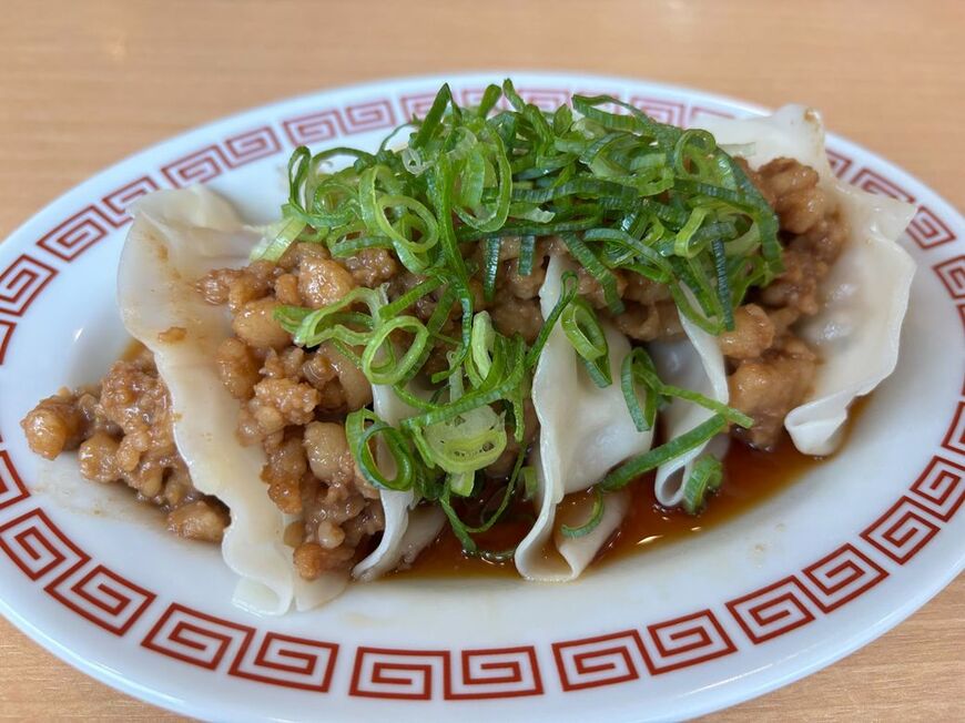 東京背脂黒醤油ラーメン 伍福軒 背脂水餃子
