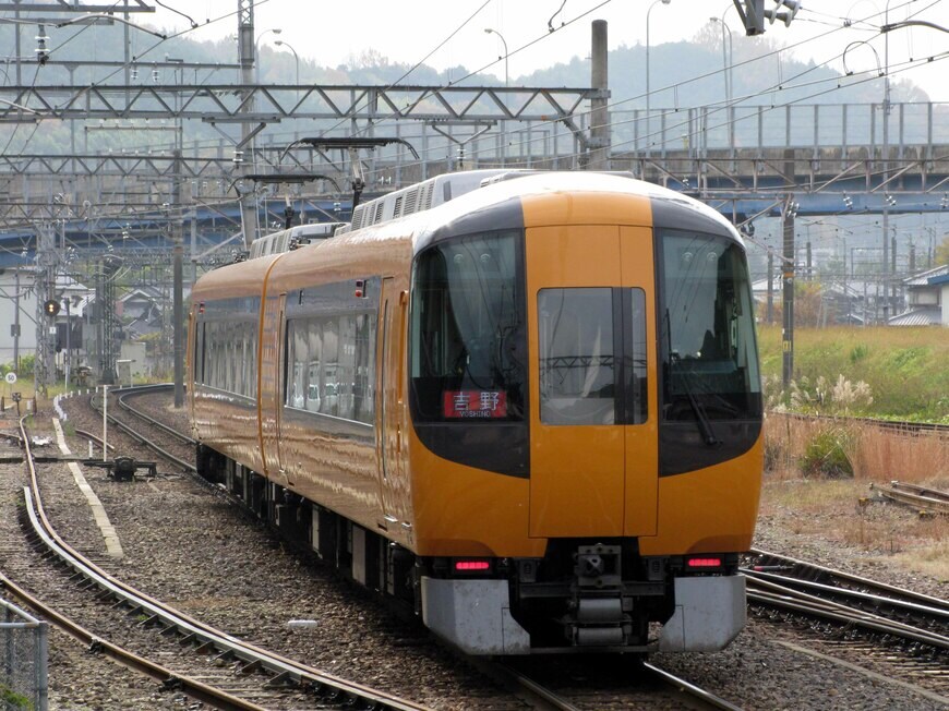 22600系の狭軌仕様車16600系（撮影：南正時）