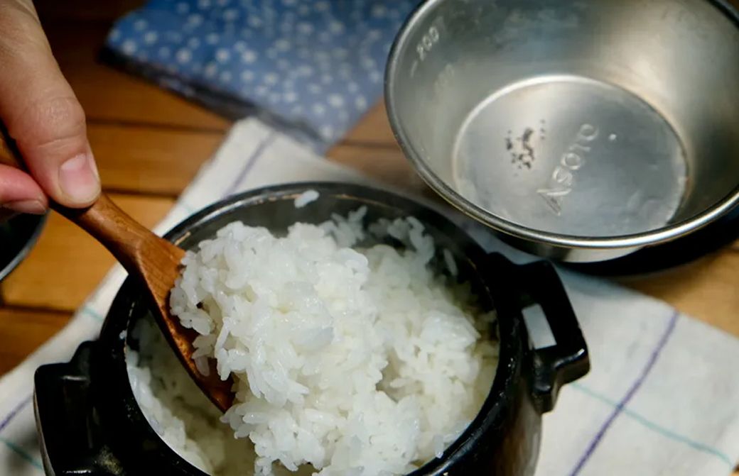 キャンプでごはんをうまく炊く鍋選びからの手順 Oceans 東洋経済オンライン 社会をよくする経済ニュース