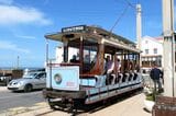 海沿いの街まで行くシントラの観光トラム（筆者撮影）
