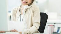 ｢内勤仕事は家庭と両立しやすい｣は本当か ｢営業職よりスタッフが楽｣と信じる女性たち