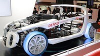 デンソー社長｢変なEVを乱立させたくない｣ トヨタ､マツダとEV合弁を設立した狙いとは