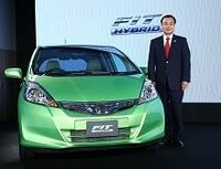 ホンダが「新HV」を発売も、まだまだ遠いプリウスの背中