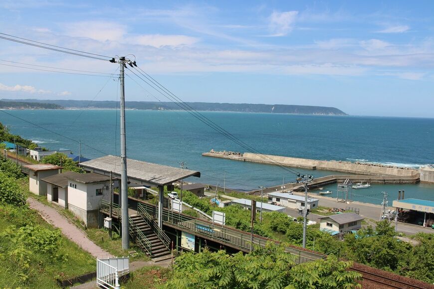 堀内駅と海