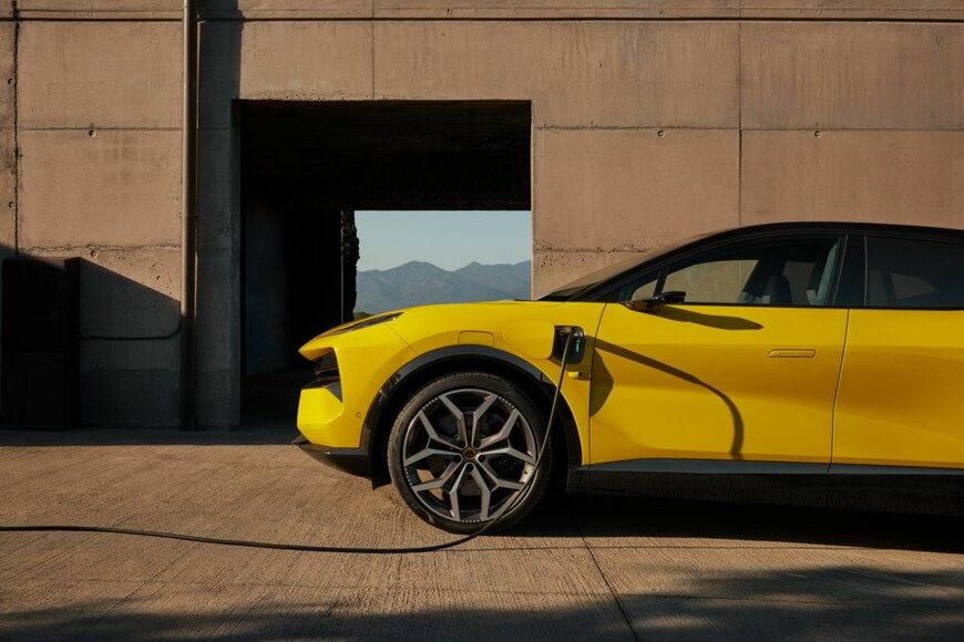 Lotus Eletre（写真：Lotus Cars）