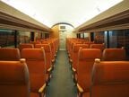 天井高さ2.55mの広々とした車内