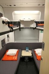 相部屋だが低価格で利用できるクシェットは人気だ（撮影：橋爪智之）