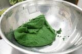 緑がなんとも鮮やかだ（筆者撮影）