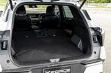 三菱の新型SUV「エクスフォースHEV」（筆者撮影）