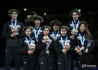 羽生など笑顔､フィギュアの世界国別対抗戦 日本が2012年以来､通算2回目の優勝を獲得