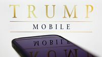 トランプ大統領｢金色スマホ｣がいかがわしすぎる