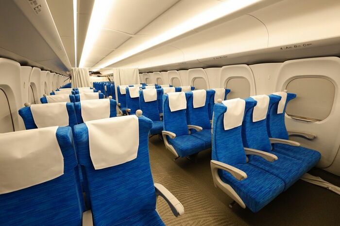 開放感がある普通車の車内