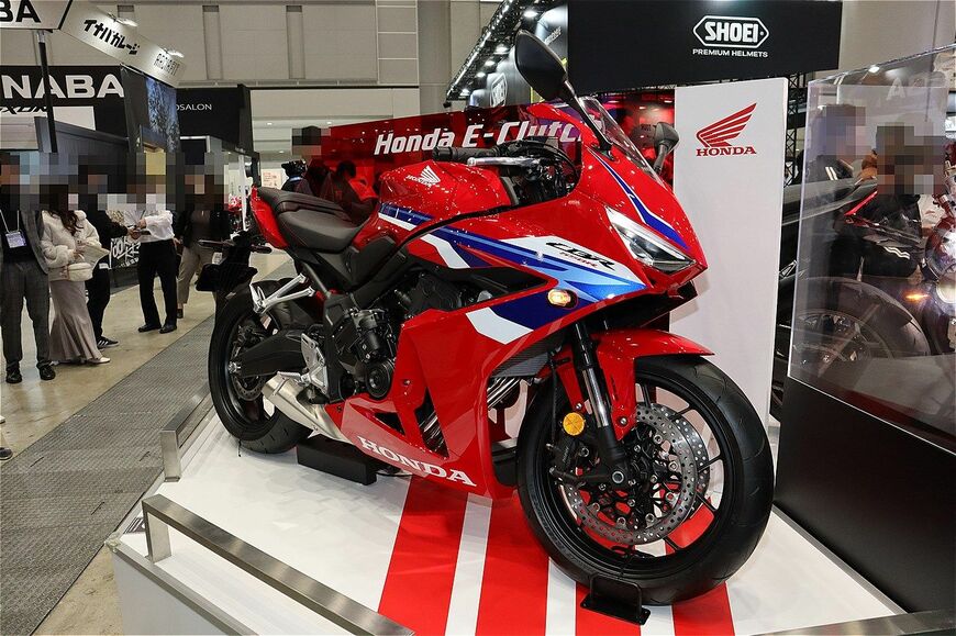 ホンダ新型「CBR650R」（筆者撮影）