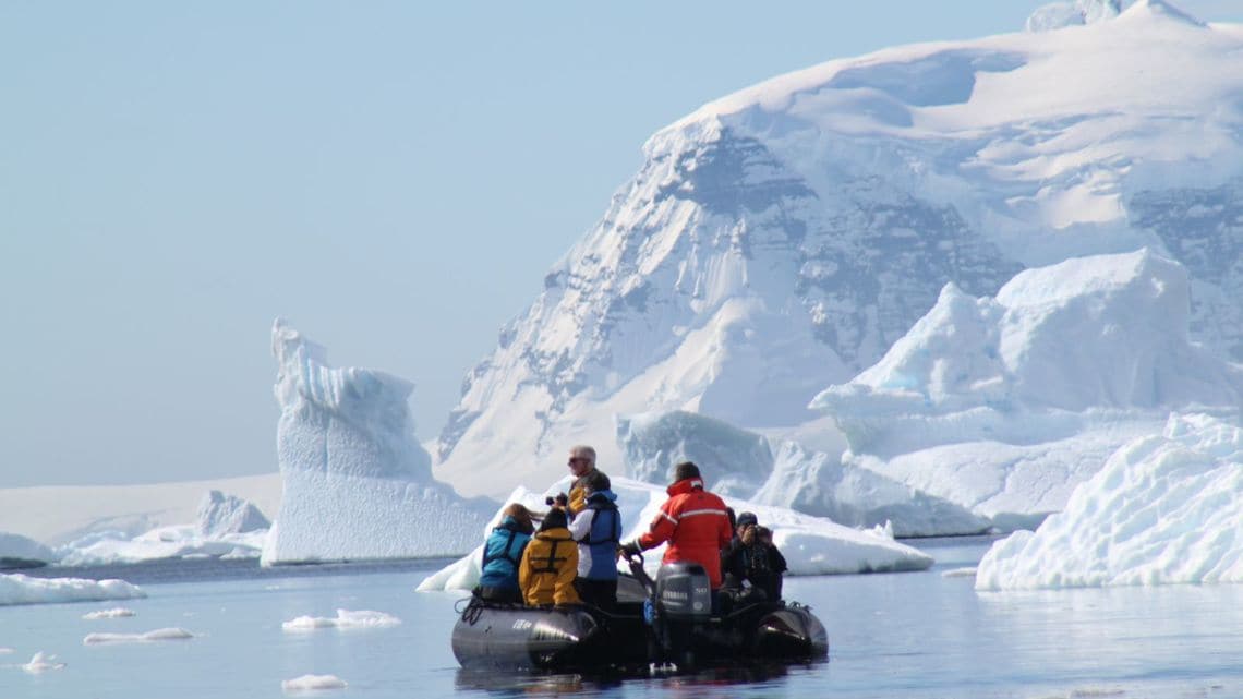 地球の歩き方 が誘う南極大陸という魅力 レジャー 観光 ホテル 東洋経済オンライン 経済ニュースの新基準