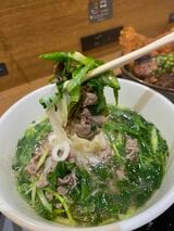 野菜だけでなく牛肉もたっぷり（筆者撮影）