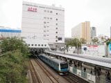 JRの駅改札は駅ビル「アトレ大井町」のある中央口と、東急大井町線の駅に隣接する東口・西口（東口駅舎）に分かれている（記者撮影）