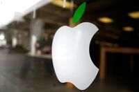 iPhone新機種にインテル製チップ搭載へ ブルームバーグが関係筋の話として報道
