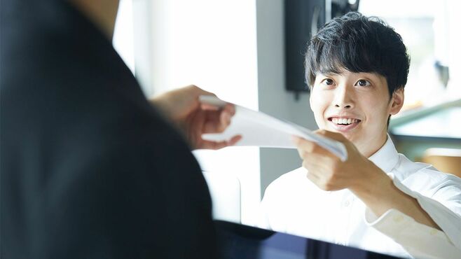 多忙な学校で｢余裕ある先生｣副担任との関係に差