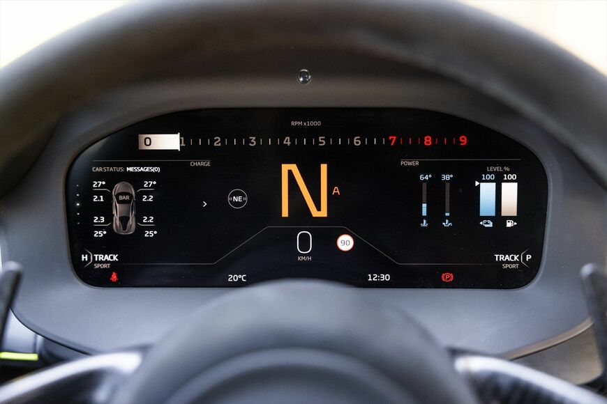 マクラーレン アルトゥーラ（写真：McLaren Automotive）