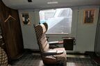 1人用の座席。広い空間を贅沢に使える
