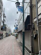 東栄信金通り（筆者撮影）