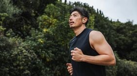 なぜ疲れないために｢疲れるトレーニング｣が必要なのか？ フルマラソンのゴール直前に激走できる理由