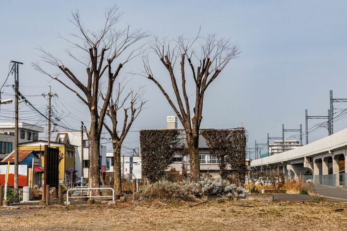 新伊勢崎駅ロータリーの脇には旧駅舎時代の