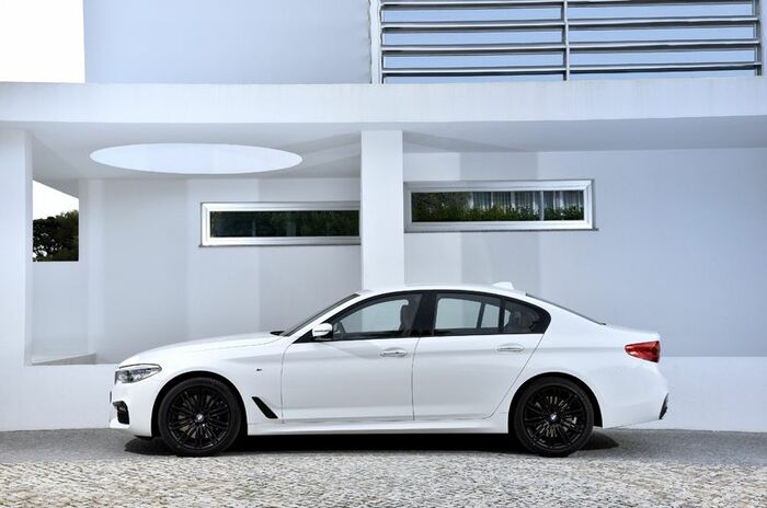 ビー・エム・ダブリュー 540i Mスポーツ｜BMW 540i M Sport