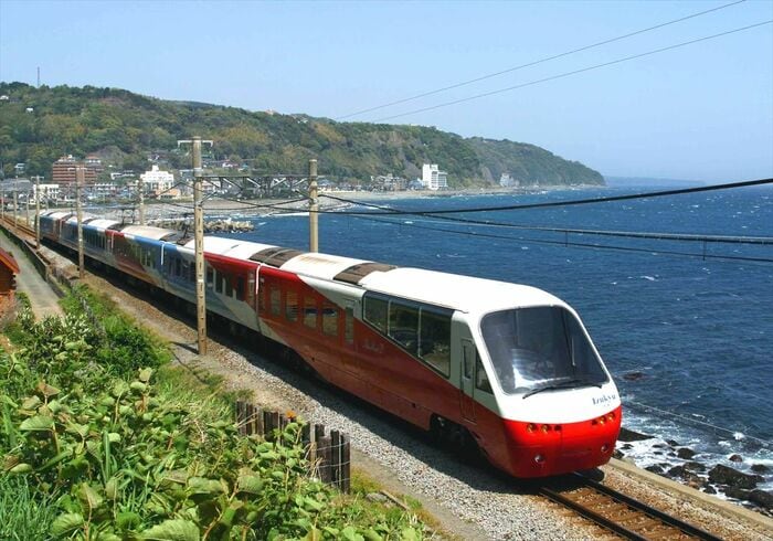 海岸沿いを走る「アルファ・リゾート21」