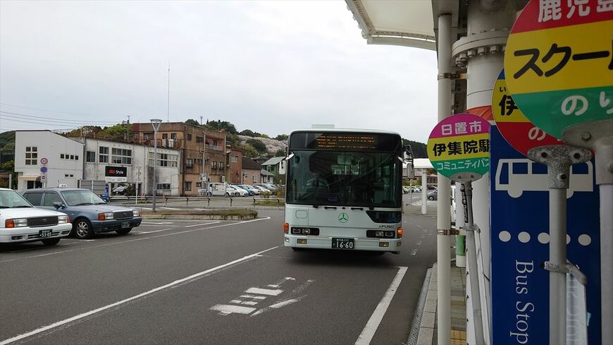垂水から日南線の起点、志布志へ向かう路線バス（筆者撮影）