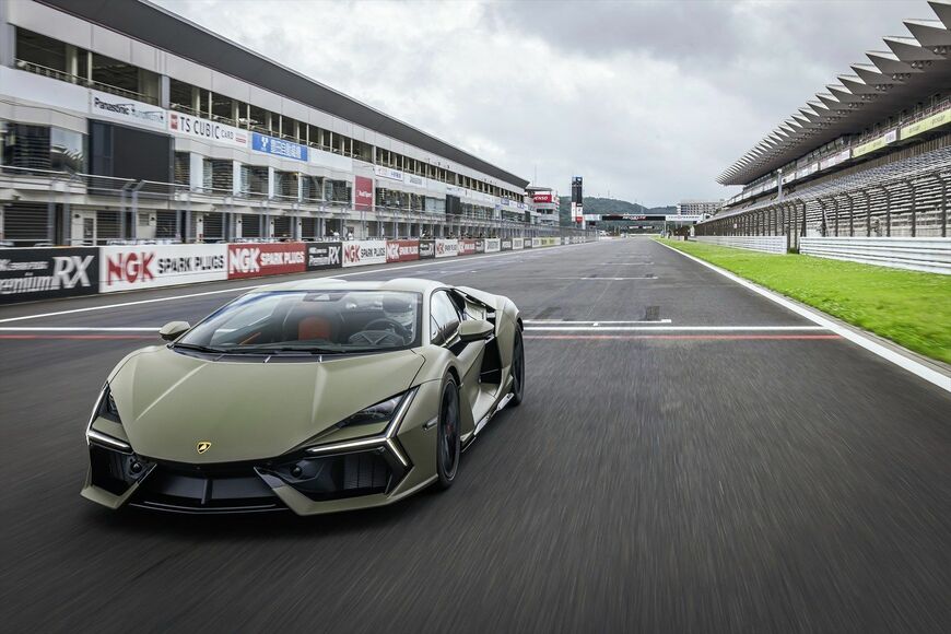 写真：Lamborghini Japan