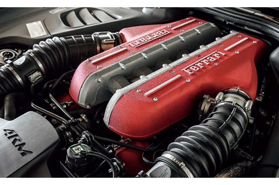 フェラーリの4シーター｢GTC4ルッソ｣の真髄 ゆっくり走っても