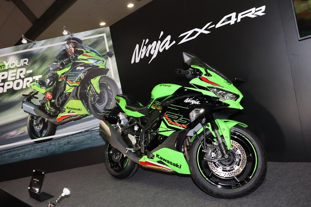 その他 4 カワサキ｢ニンジャZX-4RR｣型破りに高性能な訳 ひさびさの400cc・4気筒