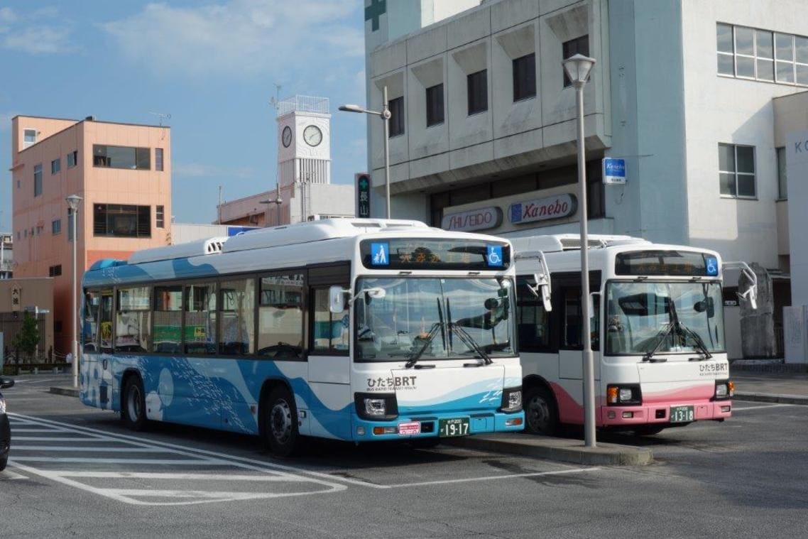 第Ⅱ期開業に合わせて7台のバスを増備。9台体制に