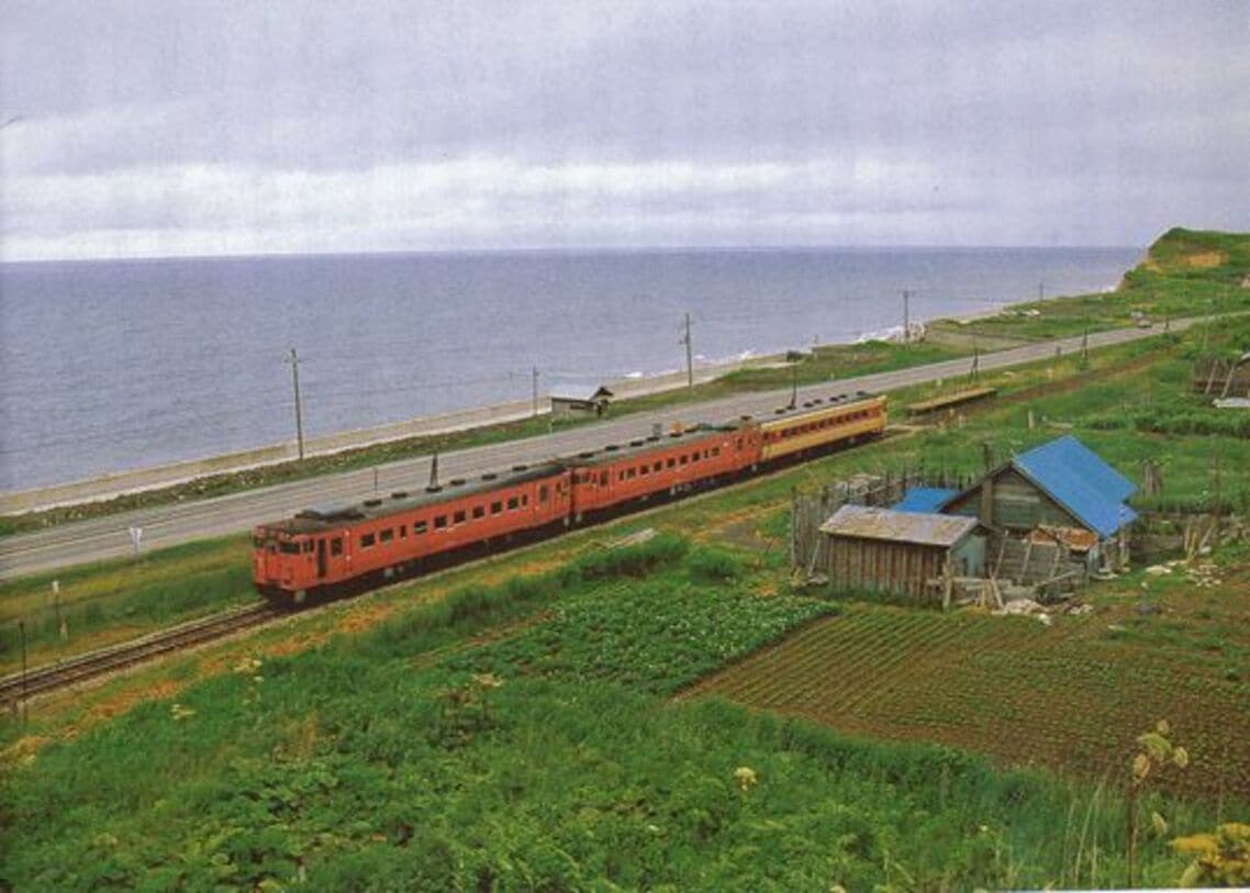 日本海沿いを走った羽幌線の列車