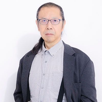前田明洋（まえだ・あきひろ）オカムラ ワークデザイン研究所 リサーチセンター岡村製作所（現・オカムラ）入社後、空間デザイナーとして設計に従事。2008年より学校教育に関わる空間環境に関する研究業務を開始し、初等教育から高等教育までの一貫した教育環境について、新しい学びのあり方をプロポーザルする。国立大学法人東海国立大学機構 名古屋大学客員准教授