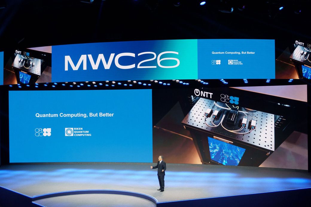 理化学研究所と連携する光量子コンピューター「OptQC」の実機写真も公開された（写真：筆者撮影）