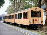 福森號。赤いロゴが車体に映える（写真：阿里山林業鉄路及文化資産管理処提供）