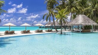 モルディブの空と海