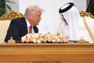 トランプ大統領､カタール訪問成果は2435億ドル