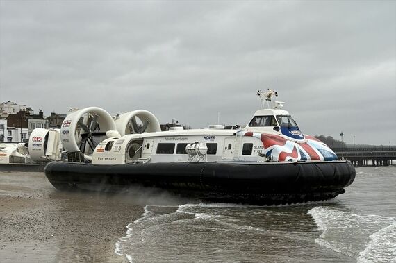 ワイト島 ホーバークラフト