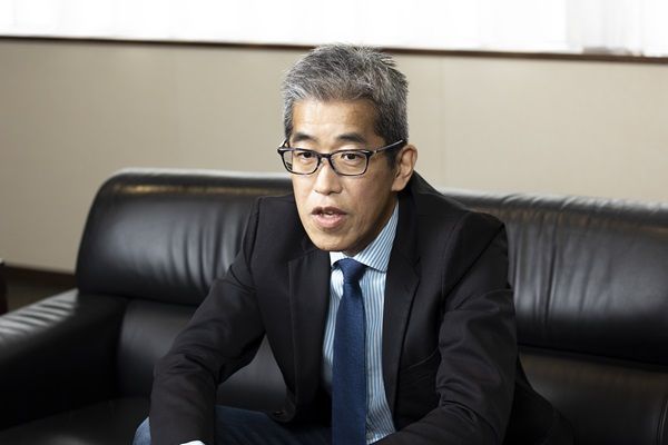 岸博幸さん（撮影：今井康一）