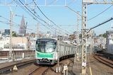 代々木上原に到着する同駅止まりの千代田線の列車（記者撮影）