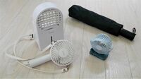 暑さ対策に人気｢ハンディー扇風機｣の最新進化 ミストシャワーが降り注ぐ｢晴雨兼用傘｣も